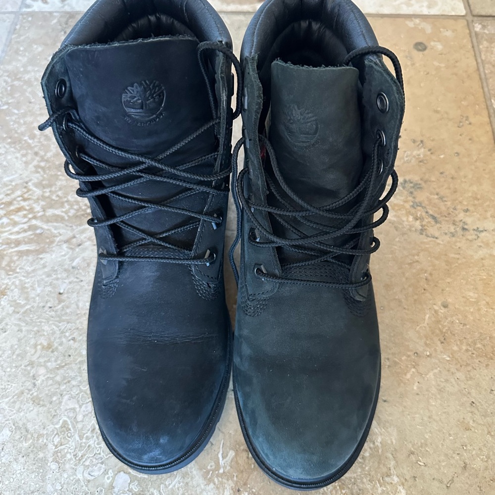 Timberland Women's Black and Green Ankle Boots